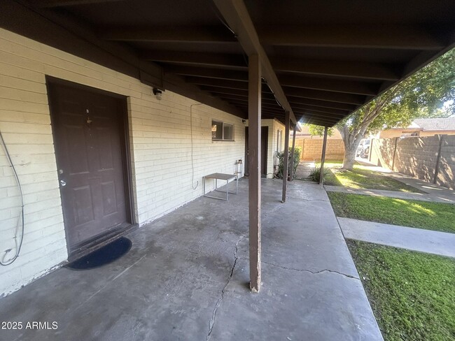 Building Photo - 1857 E University Dr