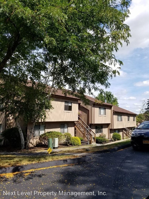 Foto principal - 2 br, 1.5 bath House - 4002 Fox Hill Ln