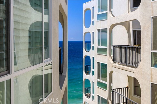 Foto del edificio - 565 Esplanade