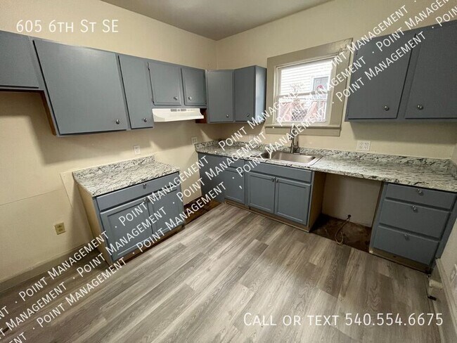 Foto del edificio - 605 6th St SE
