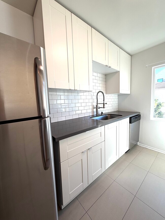 Building Photo - 2001 Preuss Rd