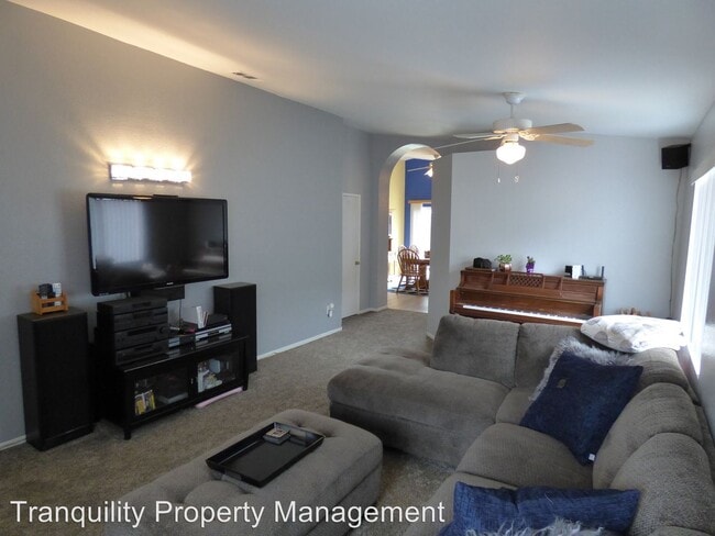 Building Photo - 4 br, 2 bath House - 1277 Glencoe Drive