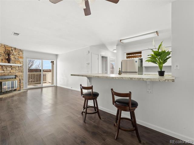Foto del edificio - 4460 S Pitkin St