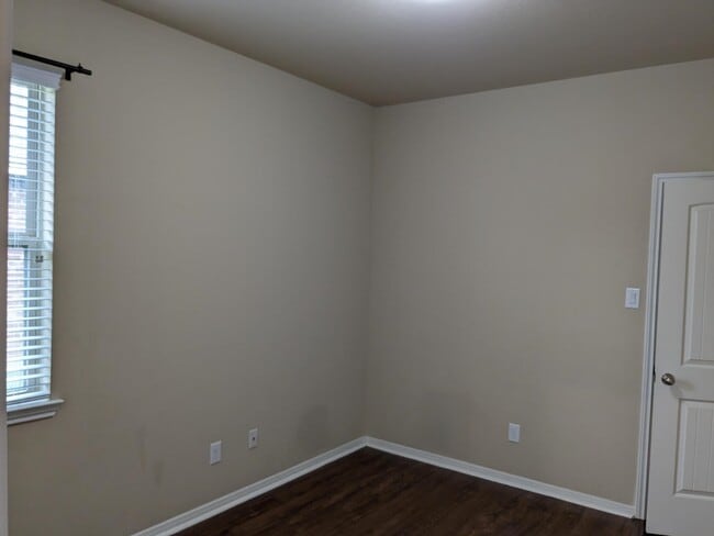 Building Photo - 8706 Austin Thomas Dr