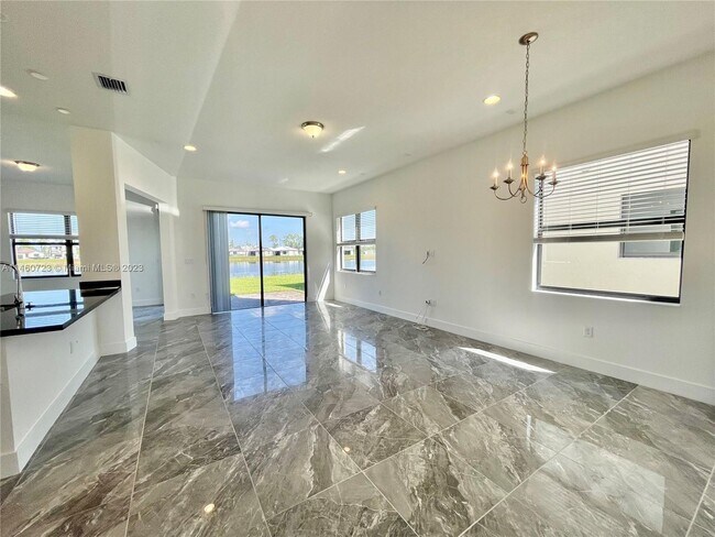 Building Photo - 5673 Cerva Ln