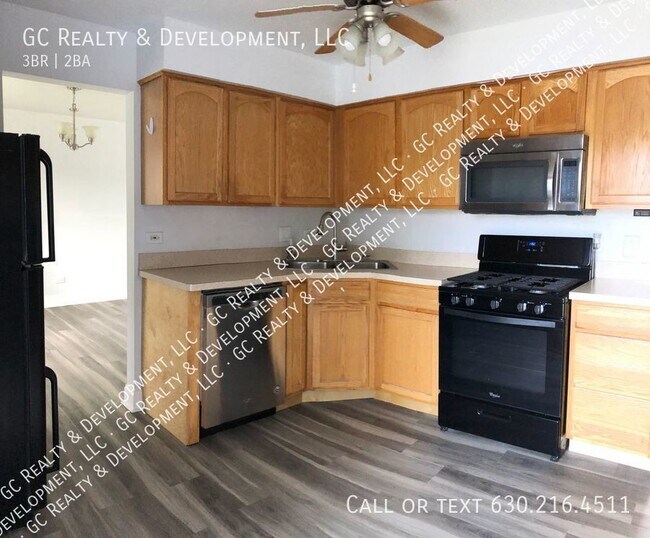 Building Photo - 15526 Rob Roy Dr