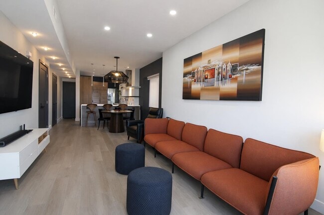 Building Photo - 335 Arlington Ave