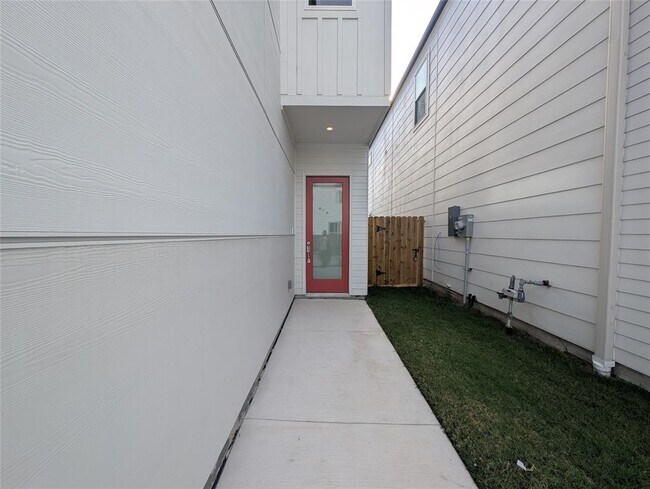Building Photo - 12810 Cozumel Ln