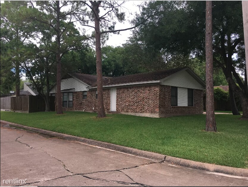 Building Photo - 3 br, 2 bath House - 2318 Cambridge Court ...