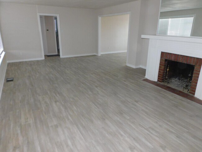 Foto del edificio - 3 Fair Hill Cir