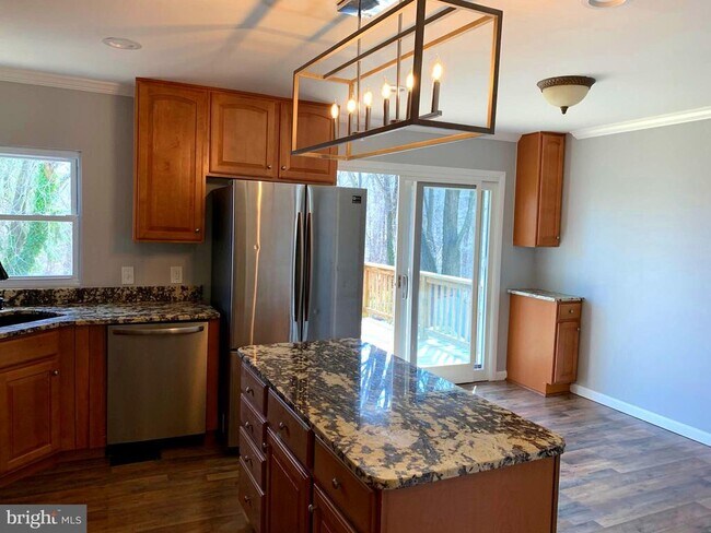 Building Photo - 23 Monhegan Ct