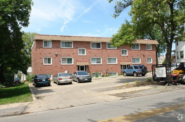 Building Photo - 128 N 40th St