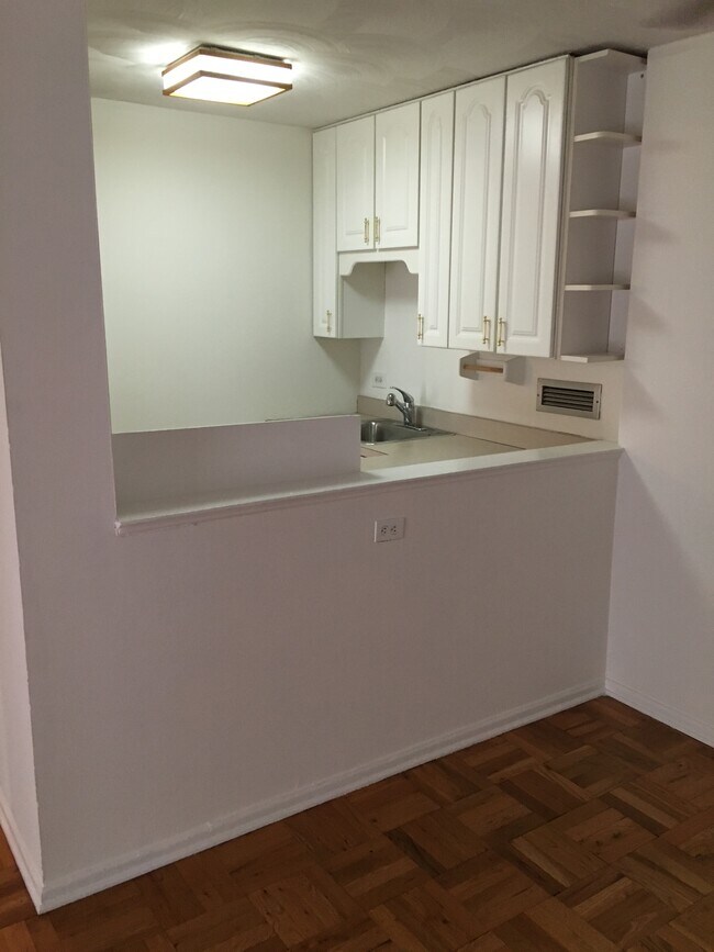 Foto del edificio - 87 Glenbrook Rd