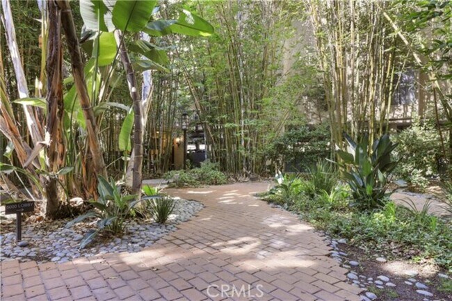 Building Photo - 4307 Raintree Cir