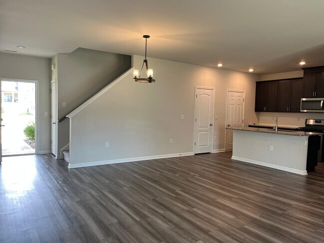 Building Photo - 128 Boone Lake Way