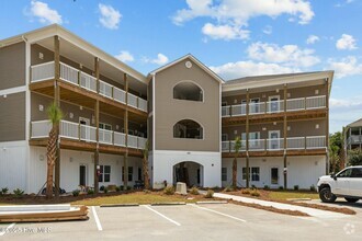 Building Photo - 400 Lighthouse Ln