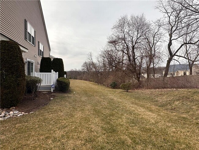 Foto del edificio - 5970 Saratoga Ln