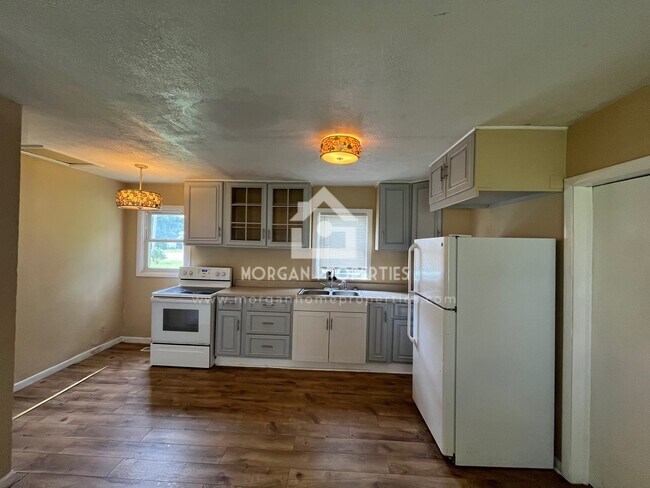Building Photo - 603 Ellenhurst Dr