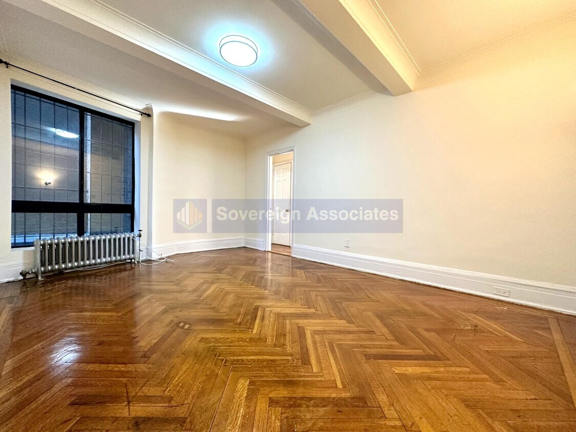 Primary Photo - 77 West 104th Street