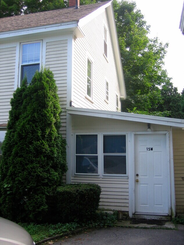 Primary Photo - 15 Kensington Rd