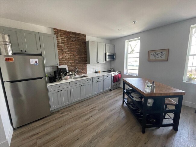 Building Photo - 112-16 Rockaway Beach Blvd