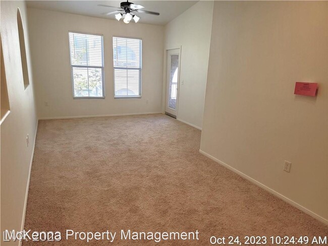 Building Photo - 1 br, 1 bath House - 10001 Peace Way #2297