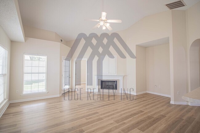 Building Photo - 116 Slate Cir