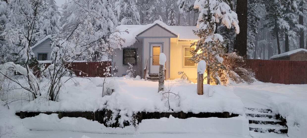 11340 Glen Rd, Truckee, CA 96161 House for Rent in Truckee, CA