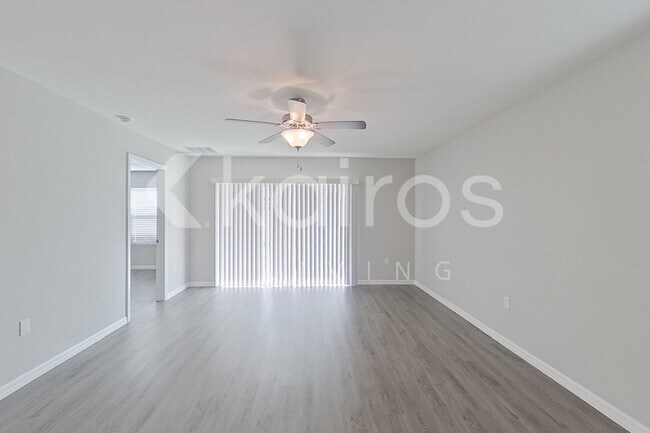 Foto del edificio - 8590 SW 44th Ct