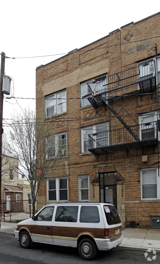 Foto del edificio - 6028 Fillmore Pl