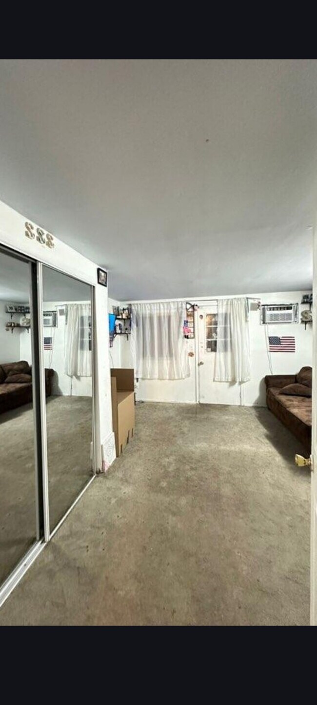 Foto del edificio - 7 Glenda Dr