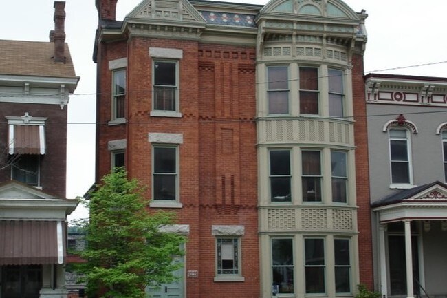 Edificio histórico de la calle Chapline - 2241 Chapline St