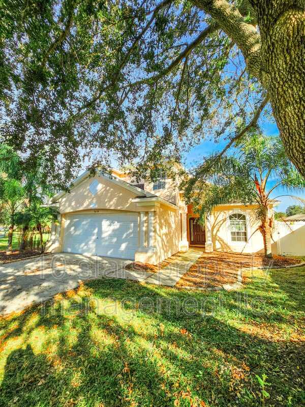 7014 Crown Lake Dr, Gibsonton, FL 33534 House Rental in Gibsonton, FL
