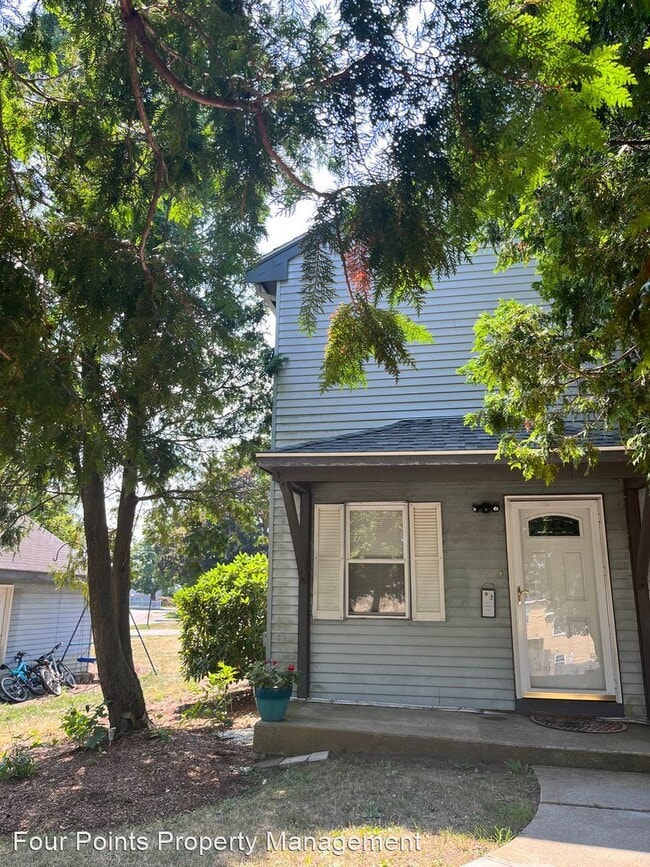 Building Photo - 3 br, 2 bath House - 16 Hope Drive Unit 16