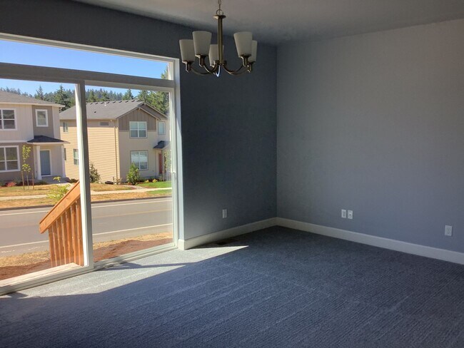 Building Photo - 2410 Fieldcress Rd