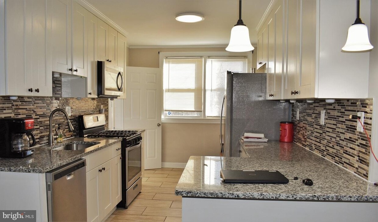 Foto principal - 4835 Midline Rd