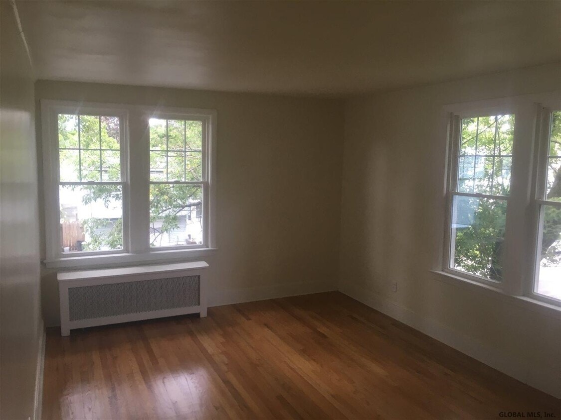 3290 Balltown Rd, Schenectady, NY 12304 House Rental in Schenectady