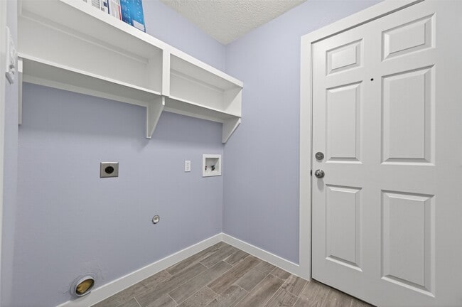 Building Photo - 4922 Comal River Loop