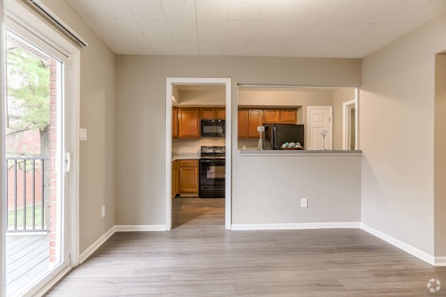 2 HAB/1 BA - Comedor - Everly at Meridian Hills