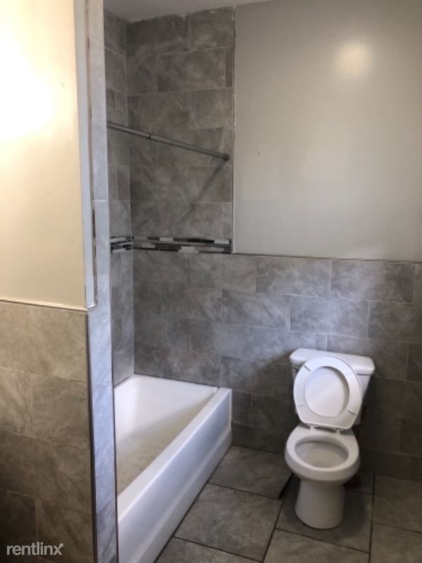 Building Photo - 4 br, 2 bath Apartment - 41 22nd St 2 Unit 2