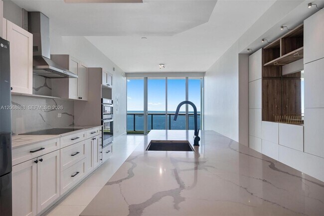 Foto del edificio - 888 Biscayne Blvd
