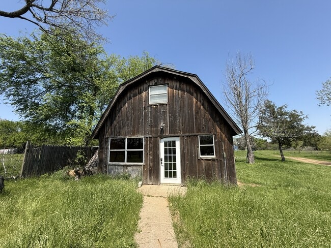 Building Photo - 6079 FM 1753