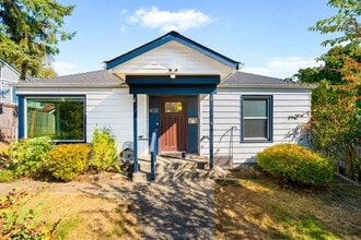 Building Photo - 4032 37th Ave SW