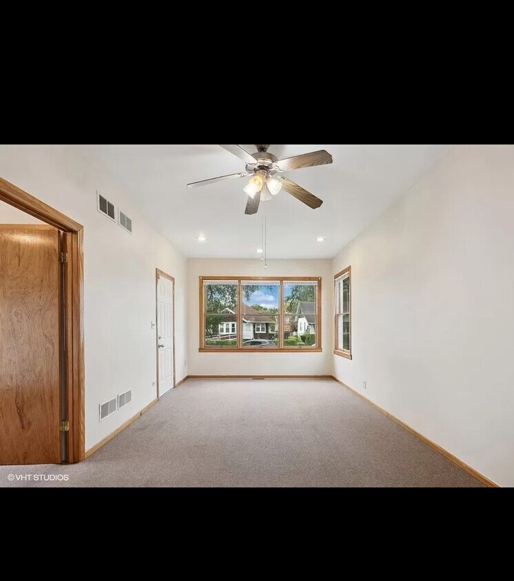 281 W 15th St, Chicago Heights, IL 60411 House Rental in Chicago