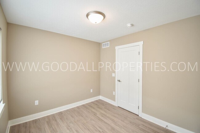 Foto del edificio - $1,000 rent credit if moved in by January ...