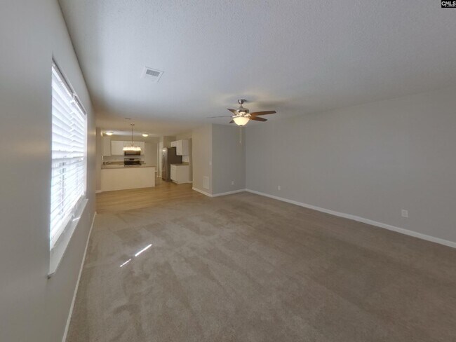 Foto del edificio - 200 Hardwood Dr