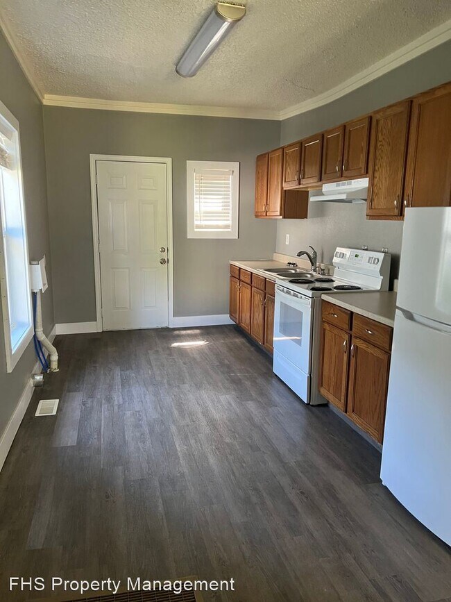 Foto del edificio - 3 br, 1 bath House - 1330 N Broadway