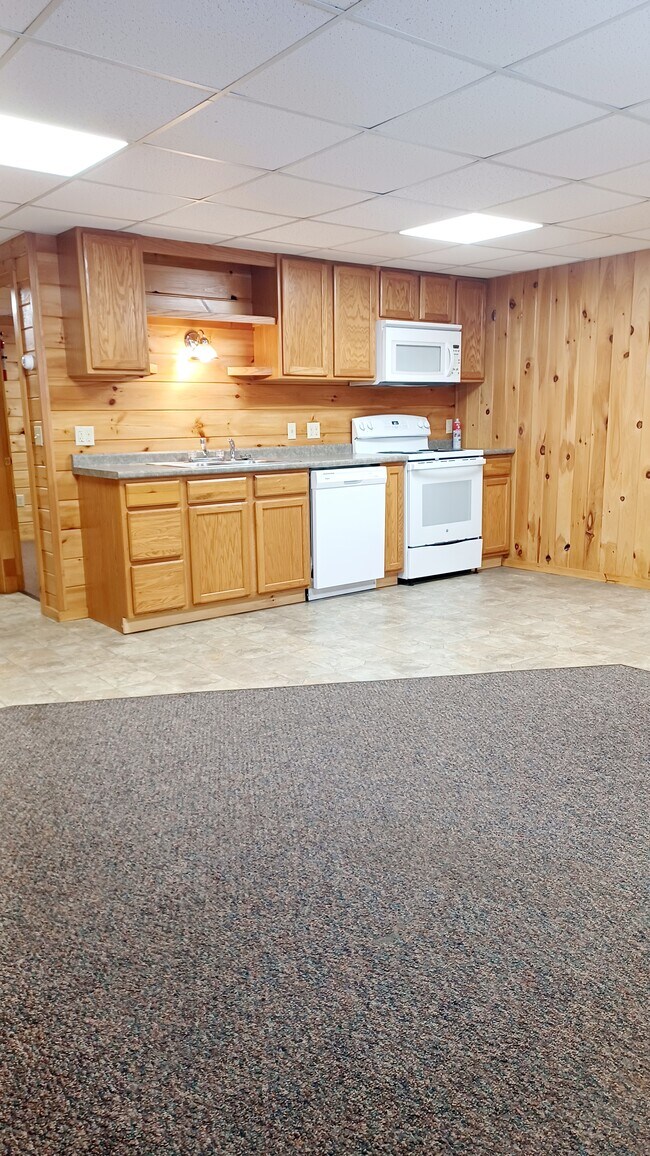 Building Photo - 32 Stagecoach Rd