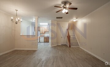 Building Photo - 11711 Mezzanine Dr