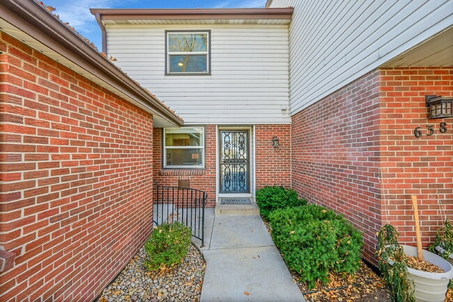 Photo - $2,500.00, 2-bed, 2.5 bath located in Denver. Apartment
